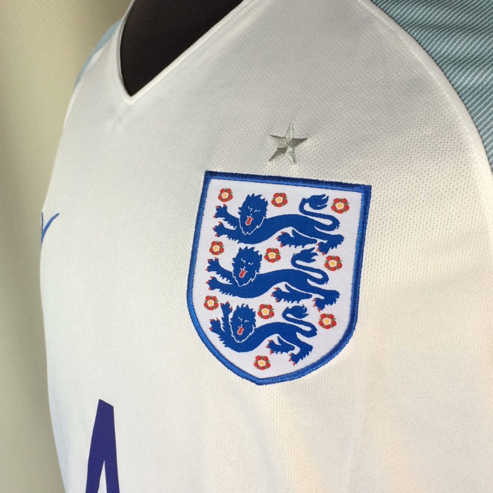 England Home Jersey-OPEN TO OFFERS!😊💵💵 - Picture 5 of 14